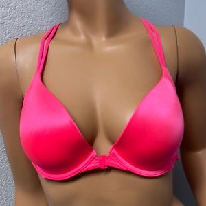 NWOT Victoria Secret Lightly Lined Plunge Bra S34D